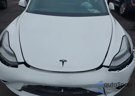 2018 Tesla Model 3 Long Range/Mid Range из США, поврежденный, VIN 5YJ3E1EA4JF015853